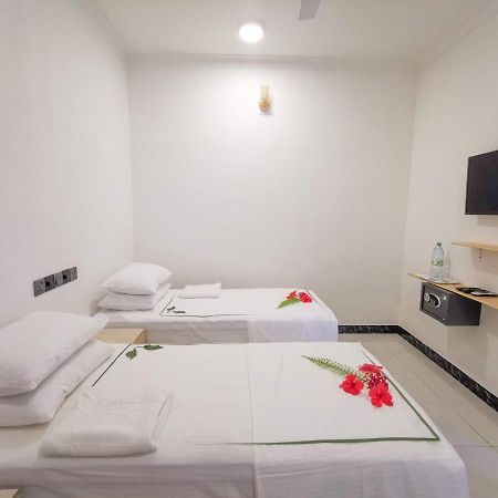 Sky Inn Thoddoo Zewnętrze zdjęcie